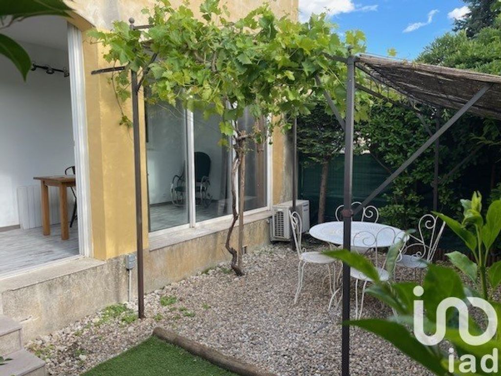 Achat appartement à vendre 3 pièces 55 m² - L'Isle-sur-la-Sorgue