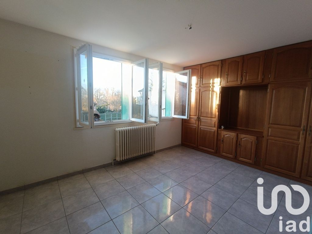 Achat maison à vendre 3 chambres 90 m² - Châteauroux