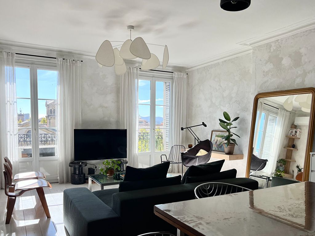 Achat appartement à vendre 3 pièces 80 m² - Toulon