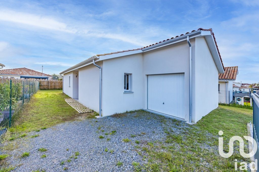 Achat maison à vendre 3 chambres 90 m² - Saint-Geours-de-Maremne