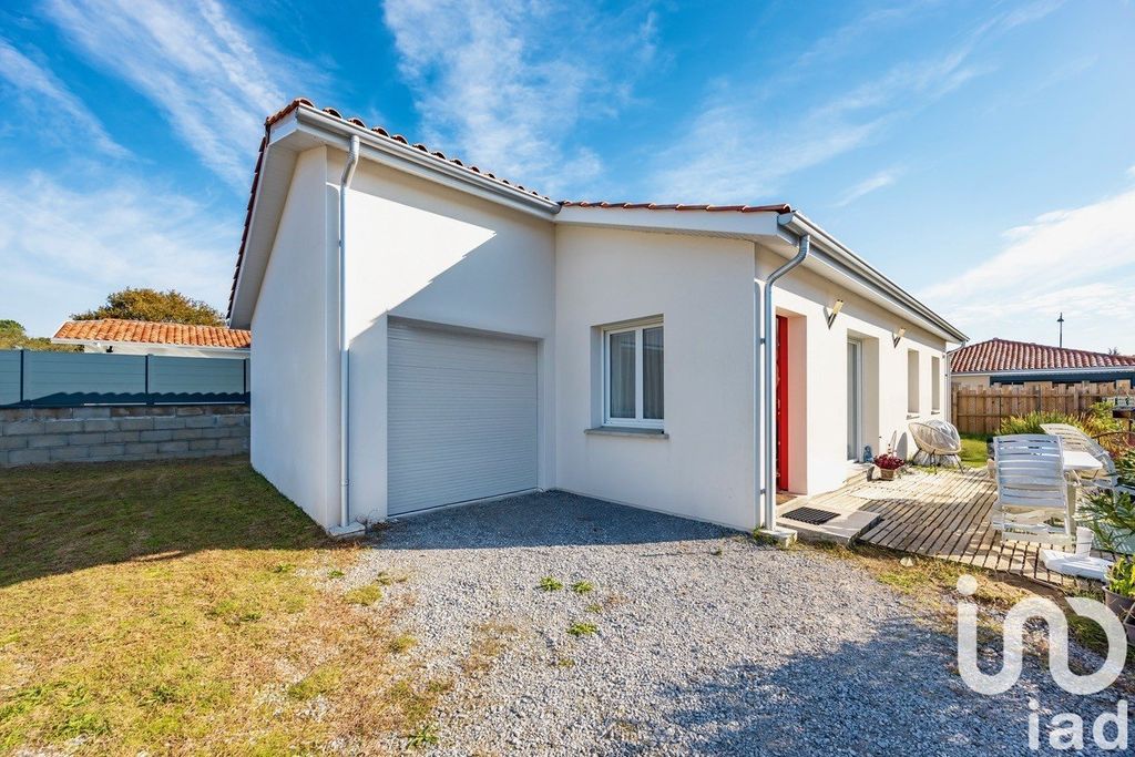 Achat maison à vendre 3 chambres 87 m² - Saint-Geours-de-Maremne