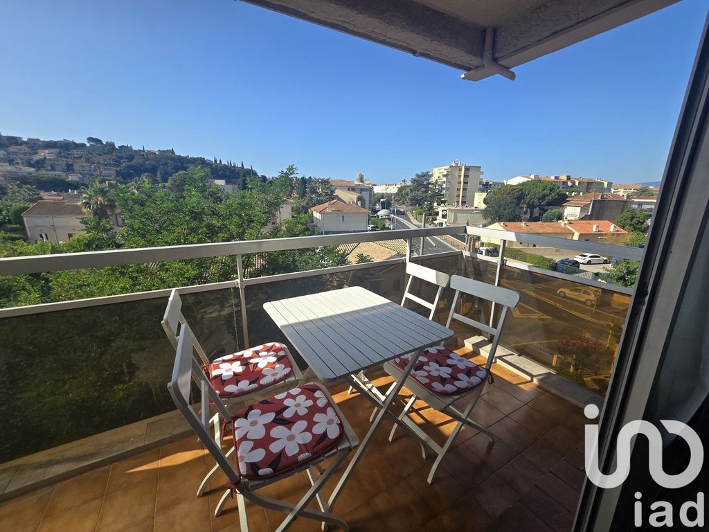 Achat appartement à vendre 2 pièces 33 m² - Saint-Raphaël