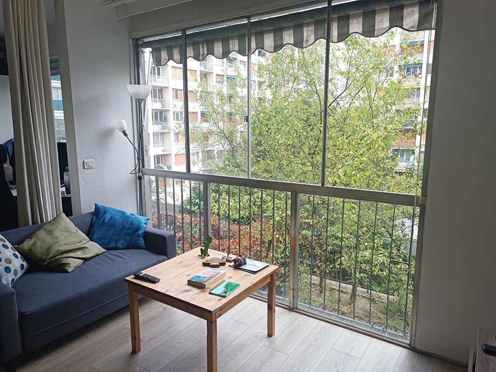 Achat studio à vendre 34 m² - Paris 20ème arrondissement