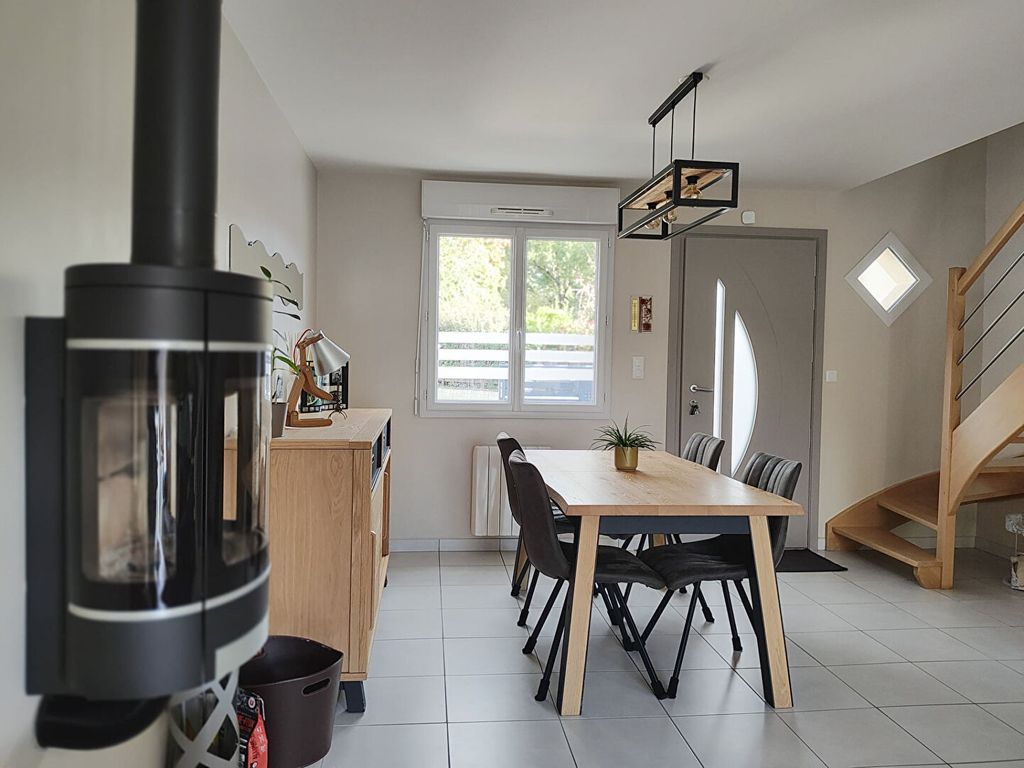 Achat maison à vendre 4 chambres 95 m² - Saint-Barthélemy-d'Anjou