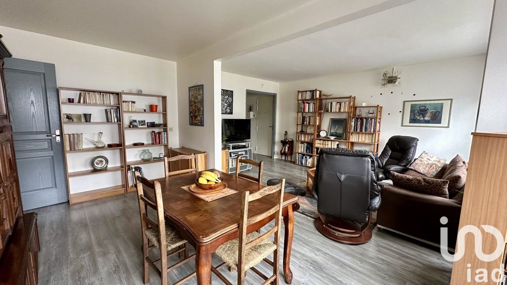 Achat appartement à vendre 5 pièces 87 m² - Chilly-Mazarin