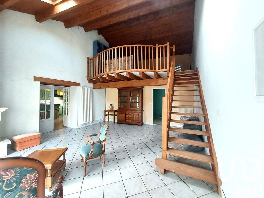 Achat maison à vendre 3 chambres 144 m² - Aunac-sur-Charente