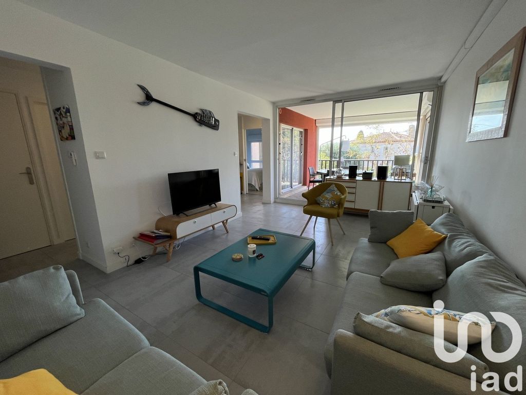 Achat appartement à vendre 4 pièces 66 m² - Bandol