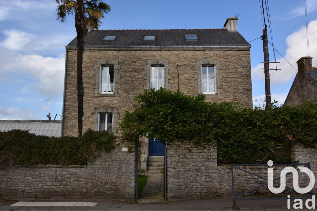 Achat maison à vendre 6 chambres 194 m² - Elven