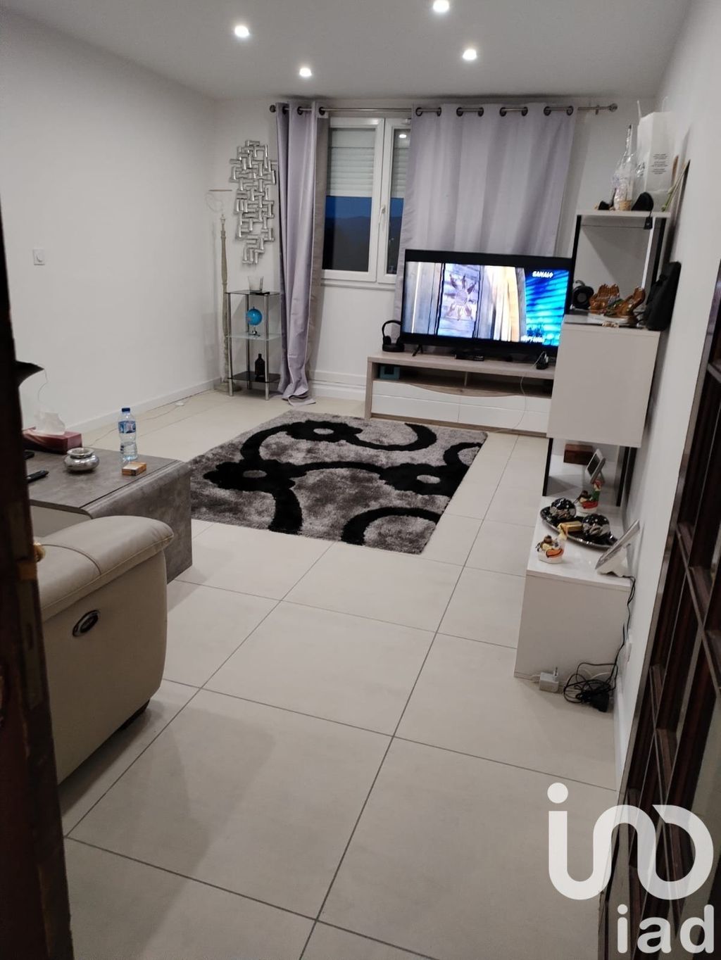 Achat appartement à vendre 4 pièces 65 m² - Saint-Étienne