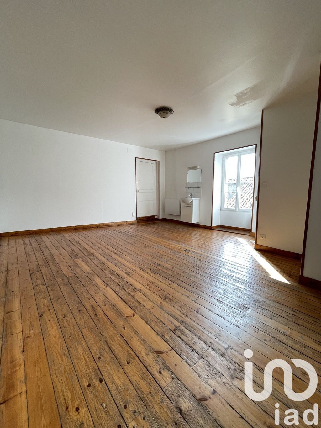 Achat maison à vendre 3 chambres 117 m² - Saint-Laurs