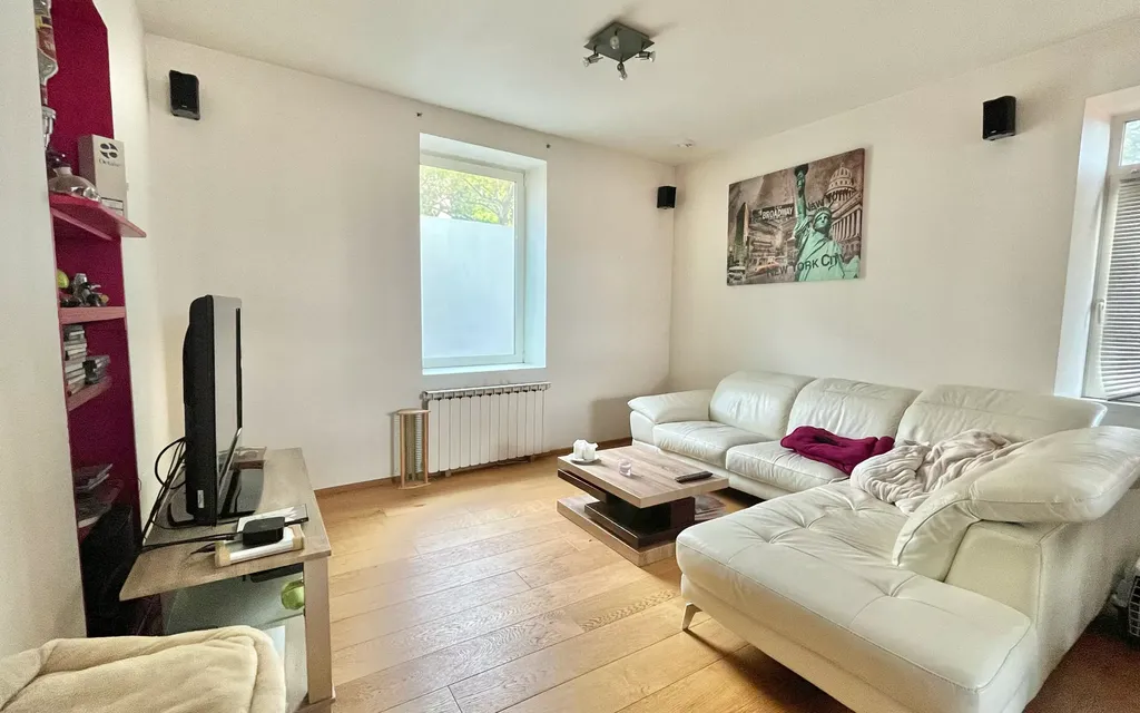 Achat appartement à vendre 2 pièces 46 m² - Rillieux-la-Pape