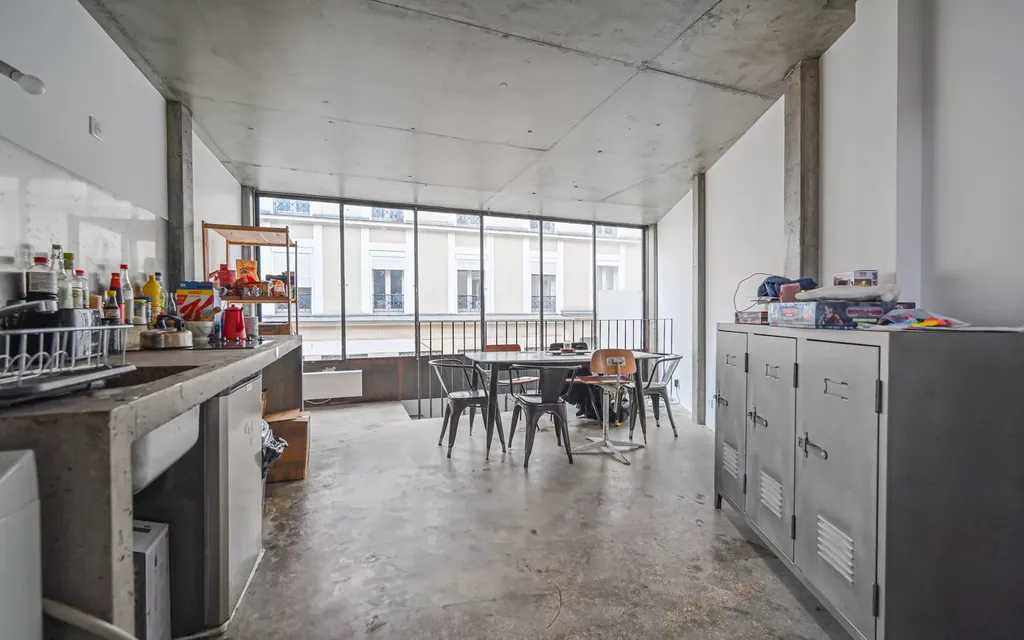 Achat appartement à vendre 3 pièces 85 m² - Paris 20ème arrondissement