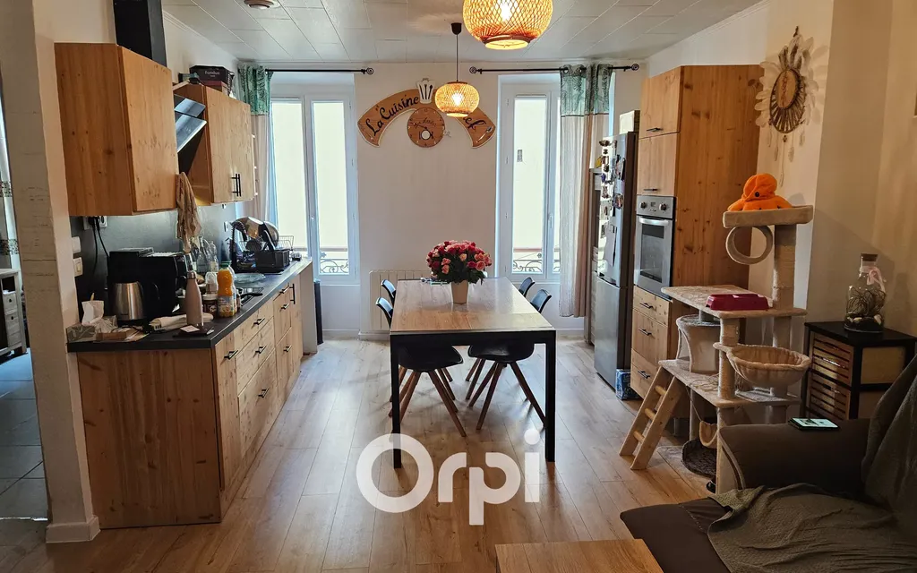 Achat appartement à vendre 3 pièces 71 m² - Roquevaire