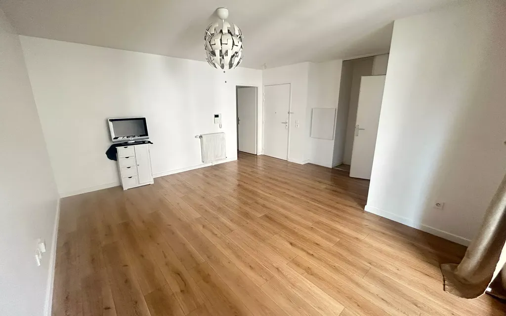 Achat appartement à vendre 3 pièces 64 m² - Pierrefitte-sur-Seine