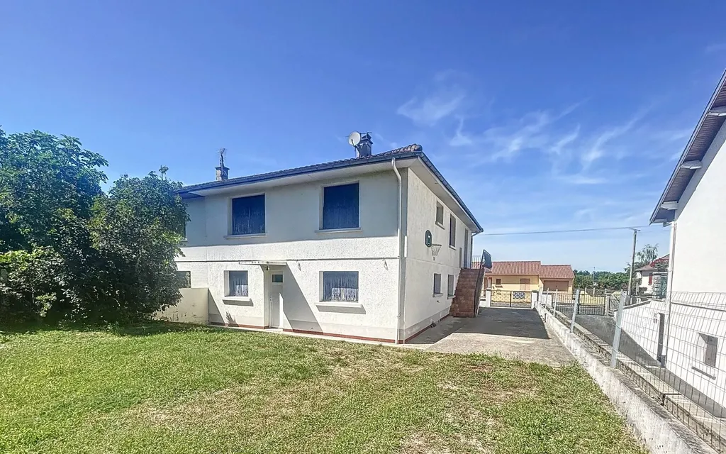 Achat maison à vendre 3 chambres 97 m² - Domérat