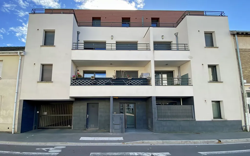 Achat appartement à vendre 2 pièces 47 m² - Reims