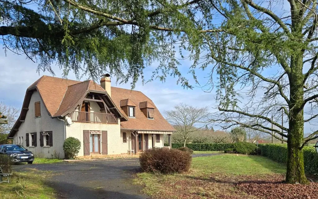 Achat maison à vendre 3 chambres 151 m² - Carrère