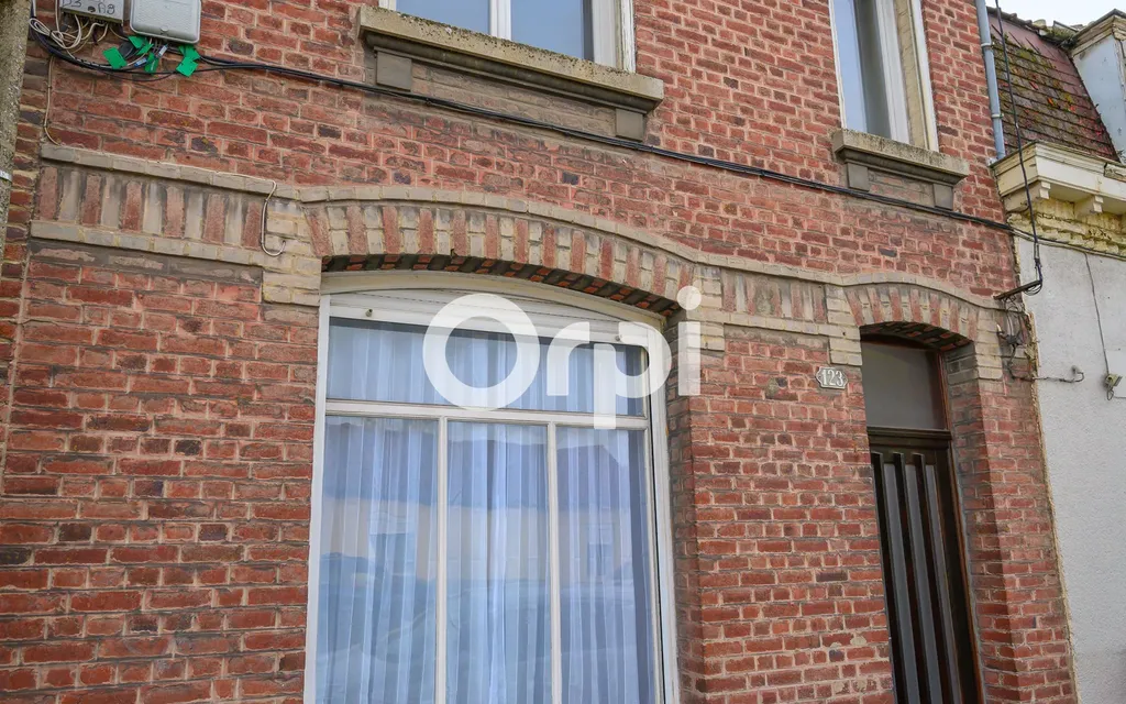 Achat maison à vendre 4 chambres 131 m² - Valenciennes