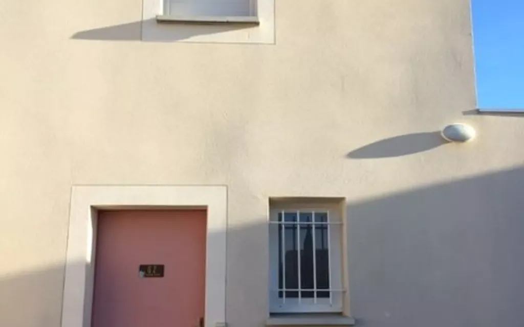 Achat maison à vendre 1 chambre 34 m² - Signes