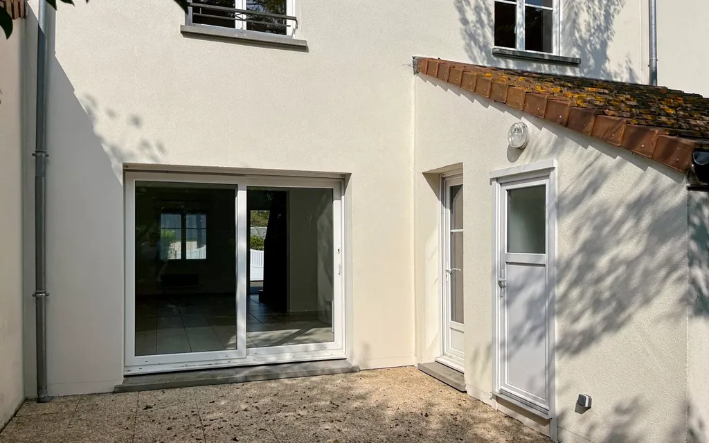 Achat maison à vendre 3 chambres 92 m² - Saint-Jean-de-Braye