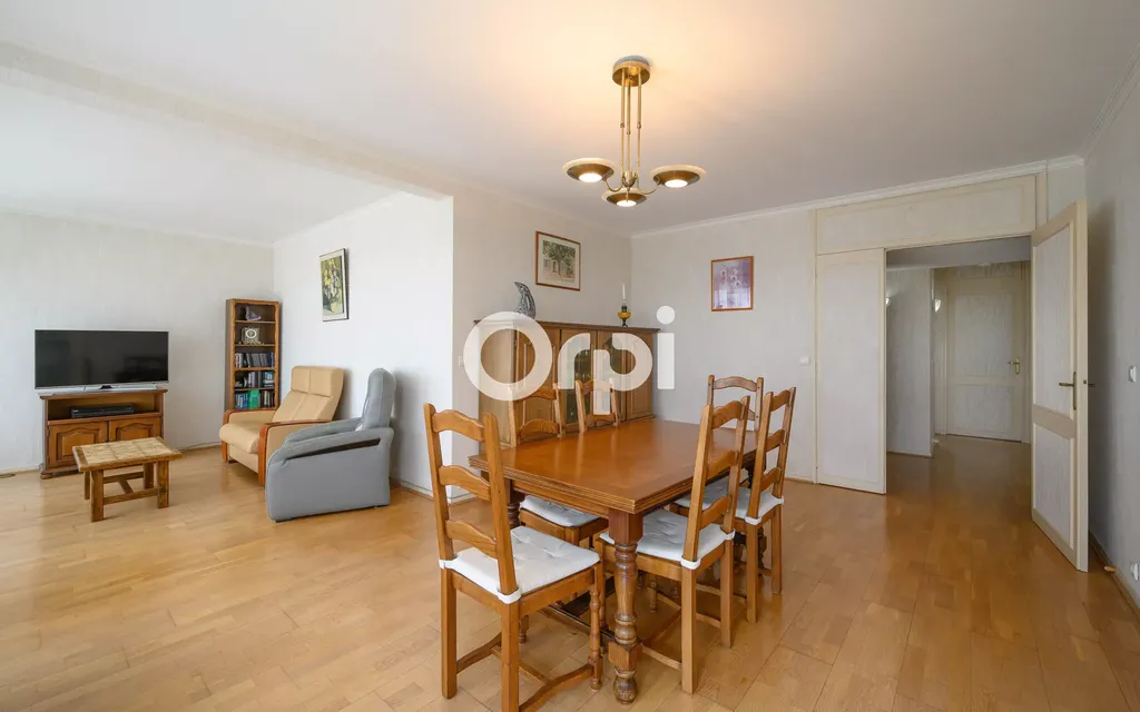 Achat appartement à vendre 3 pièces 88 m² - Roubaix