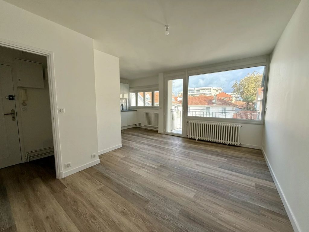 Achat appartement à vendre 3 pièces 59 m² - Arcachon