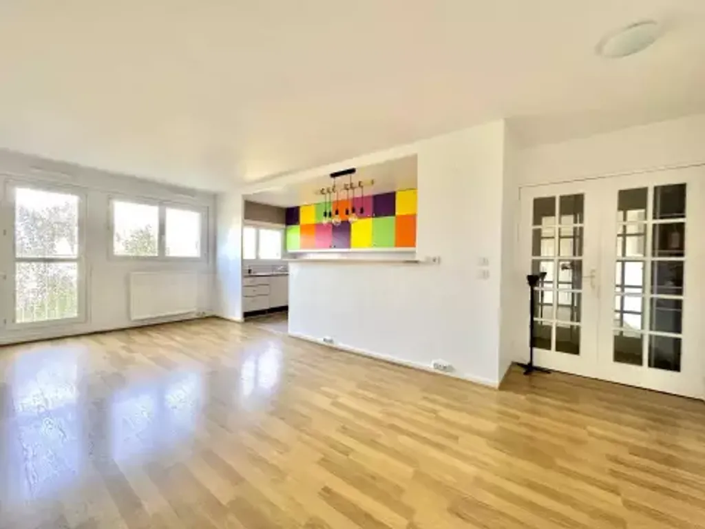 Achat appartement à vendre 3 pièces 73 m² - Plaisir