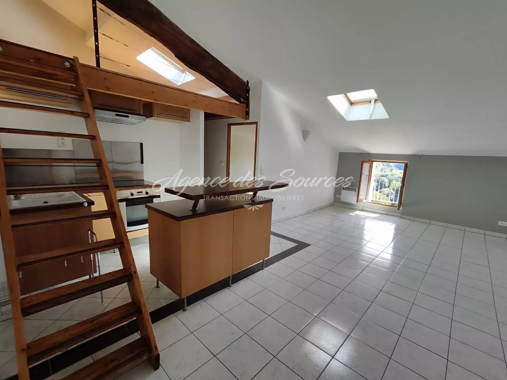 Achat appartement à vendre 3 pièces 84 m² - Barjols