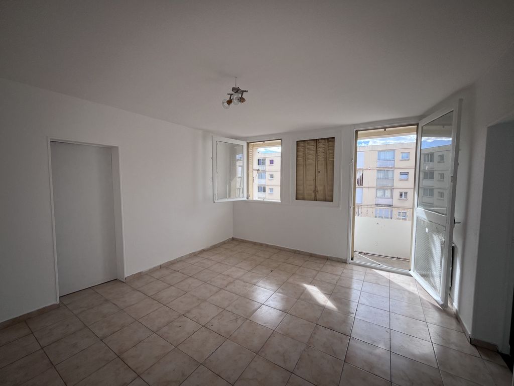 Achat appartement à vendre 3 pièces 56 m² - Marignane