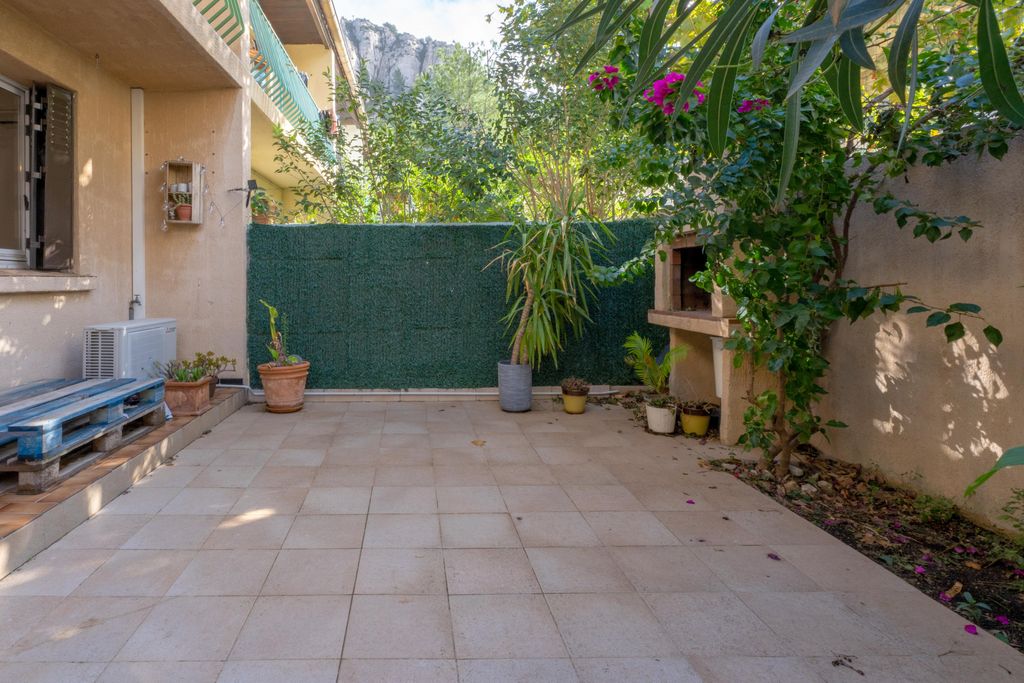 Achat maison à vendre 3 chambres 82 m² - Marseille 9ème arrondissement