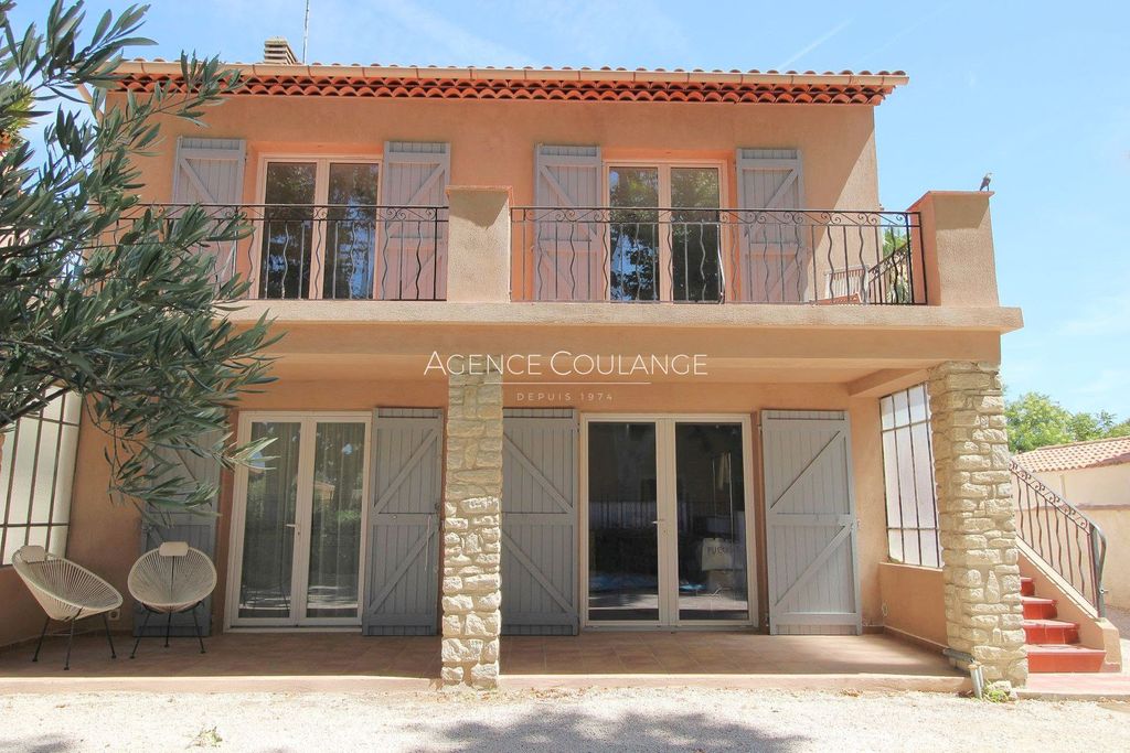 Achat maison à vendre 5 chambres 188 m² - Saint-Cyr-sur-Mer