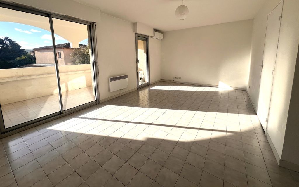 Achat appartement à vendre 3 pièces 66 m² - Aix-en-Provence