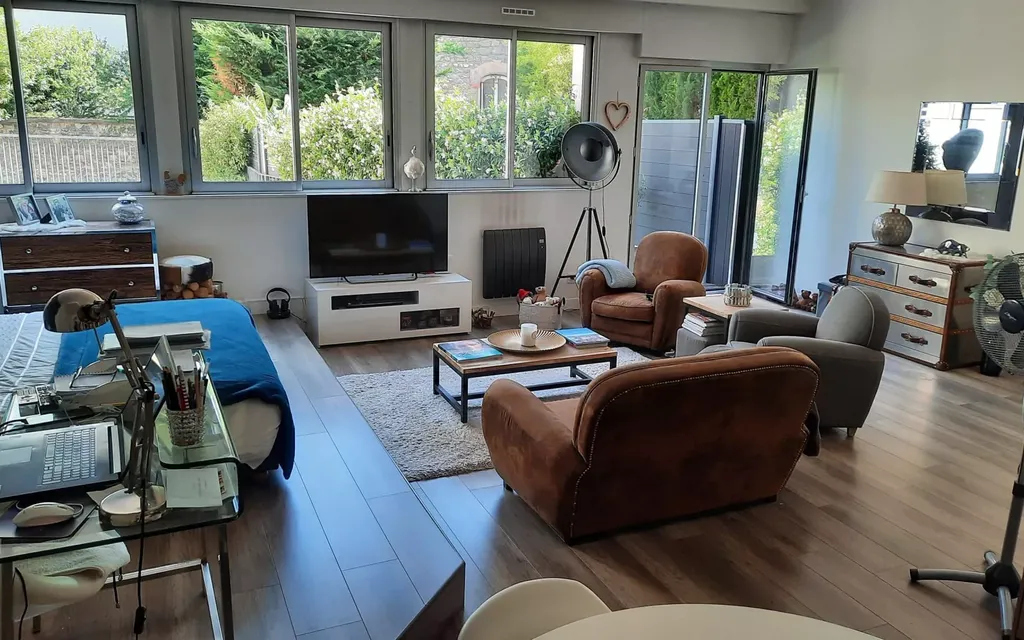 Achat appartement à vendre 2 pièces 57 m² - Joinville-le-Pont