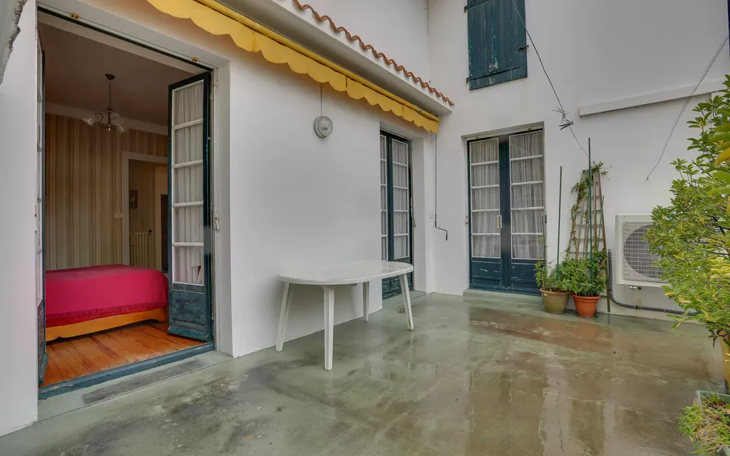 Achat appartement à vendre 4 pièces 81 m² - Saint-Jean-de-Luz