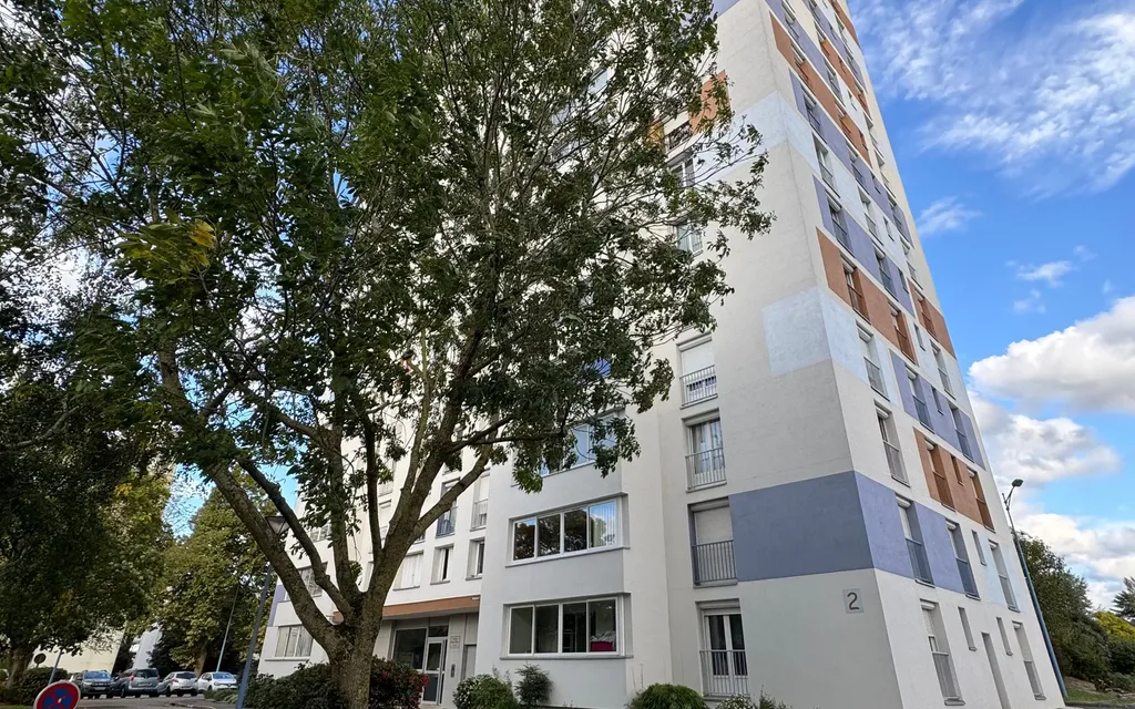 Achat appartement à vendre 4 pièces 86 m² - Fleury-les-Aubrais