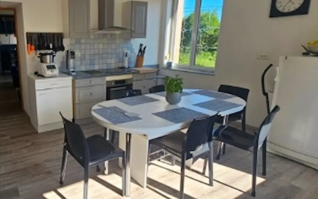 Achat maison à vendre 4 chambres 176 m² - Laveline-devant-Bruyères