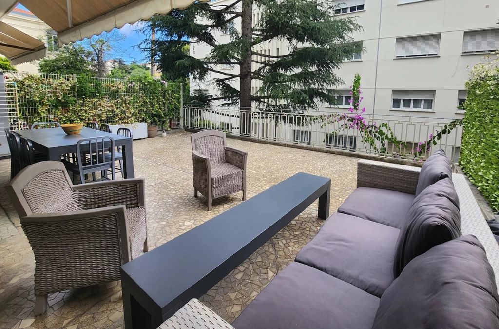 Achat appartement à vendre 2 pièces 48 m² - Nice