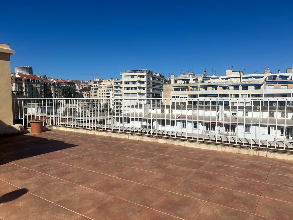 Achat appartement à vendre 3 pièces 80 m² - Marseille 8ème arrondissement