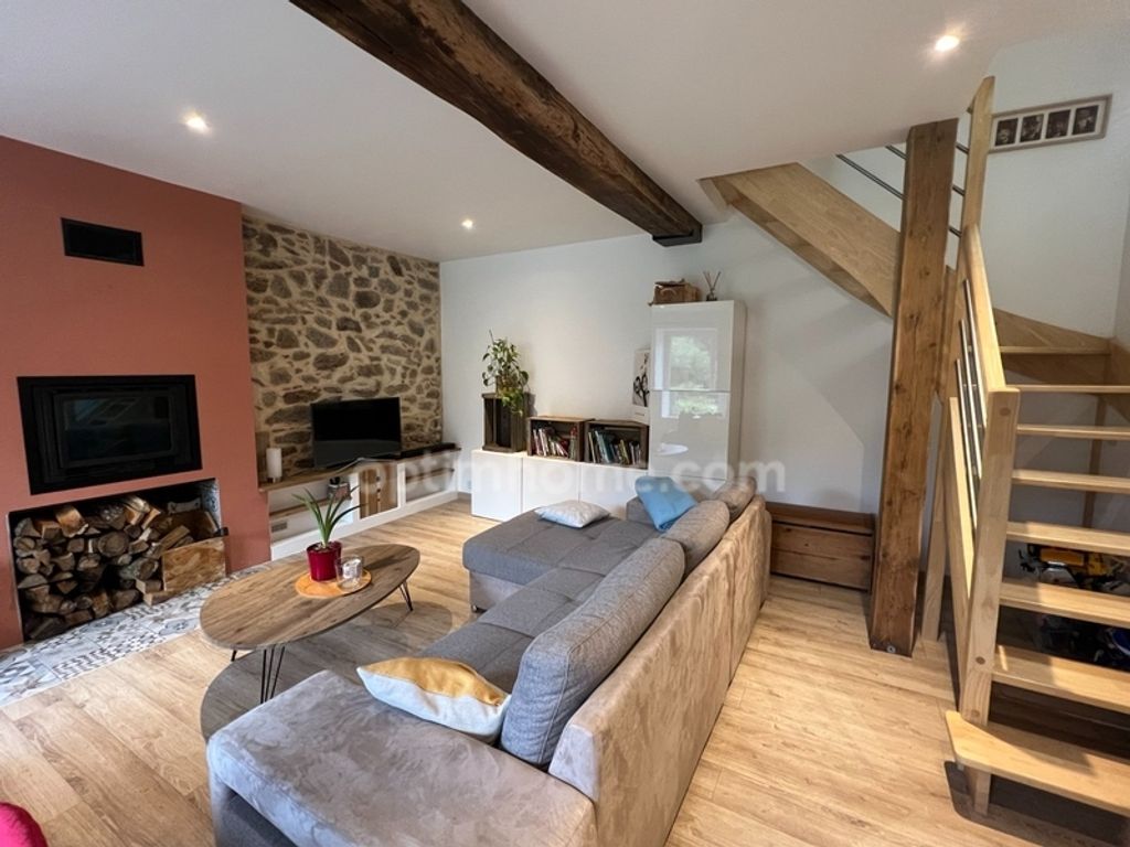 Achat maison à vendre 3 chambres 93 m² - Mortagne-sur-Sèvre