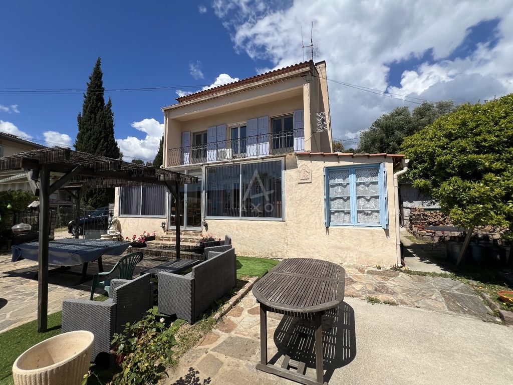 Achat maison à vendre 6 chambres 149 m² - Bormes-les-Mimosas