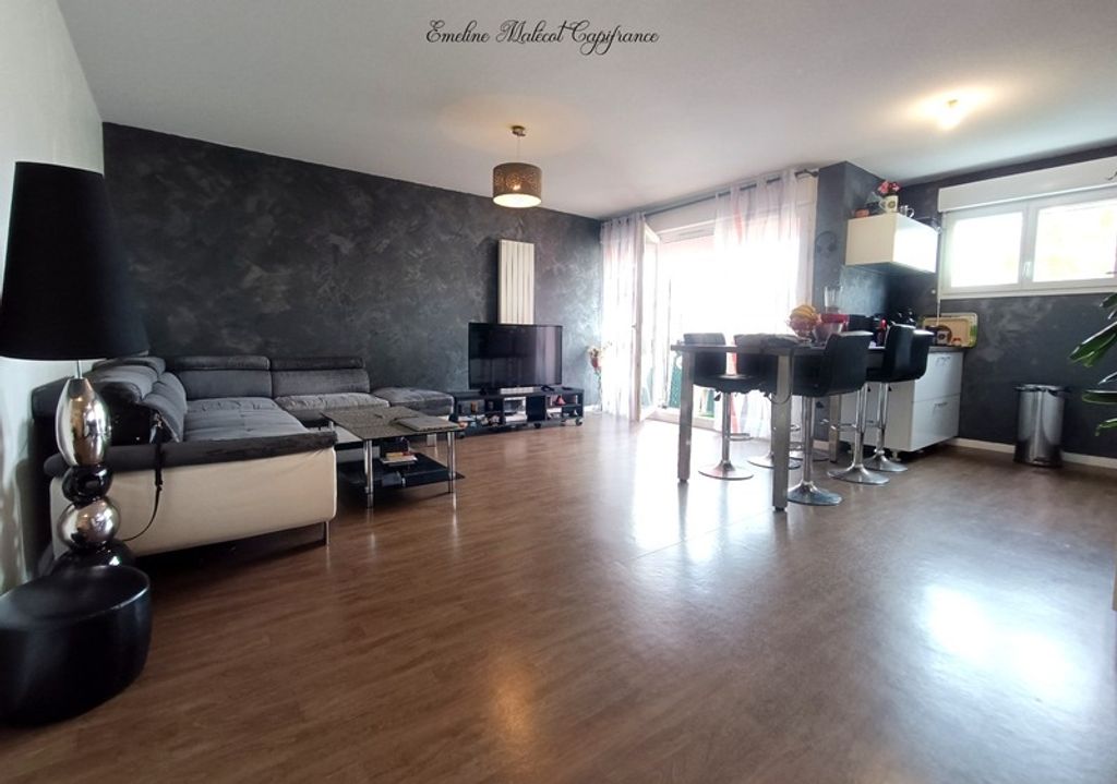 Achat appartement à vendre 3 pièces 68 m² - Lormont