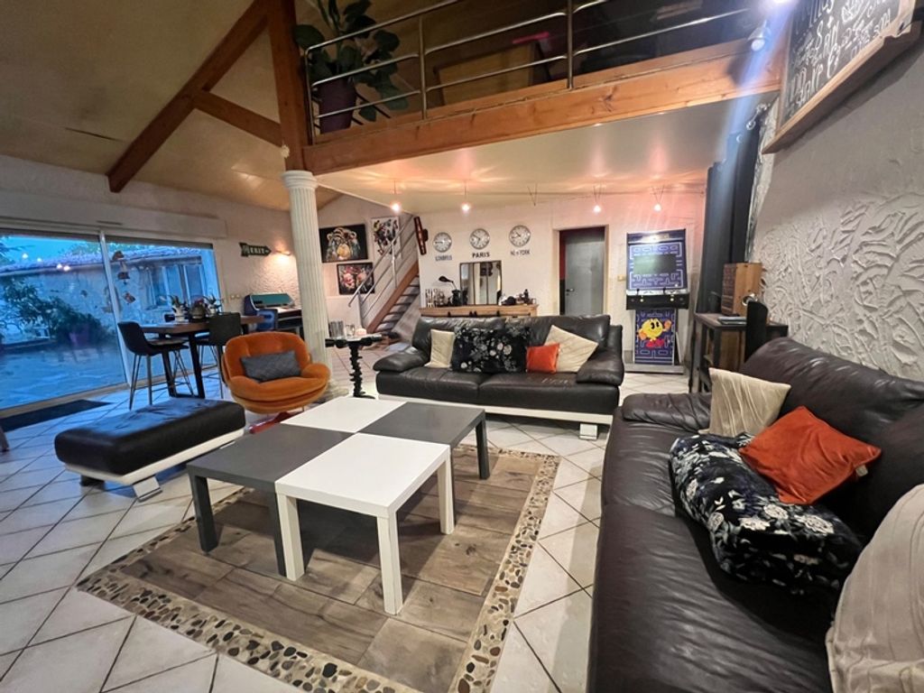 Achat maison à vendre 3 chambres 154 m² - Châtellerault