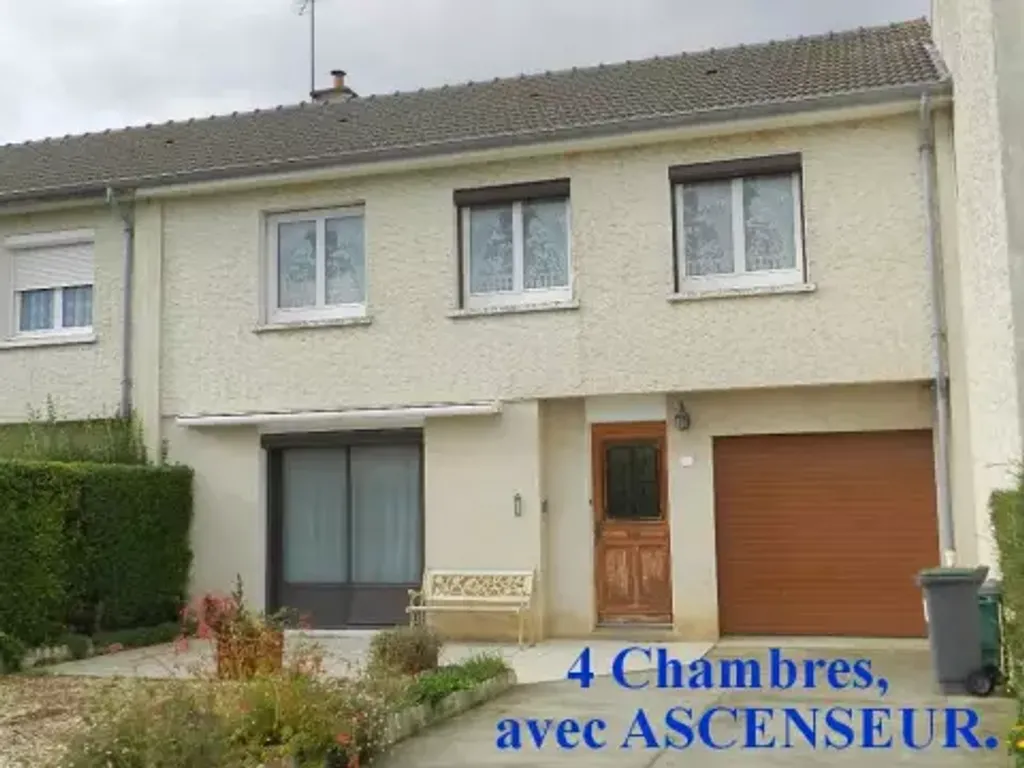 Achat maison à vendre 4 chambres 110 m² - Saint-Pierre-en-Auge