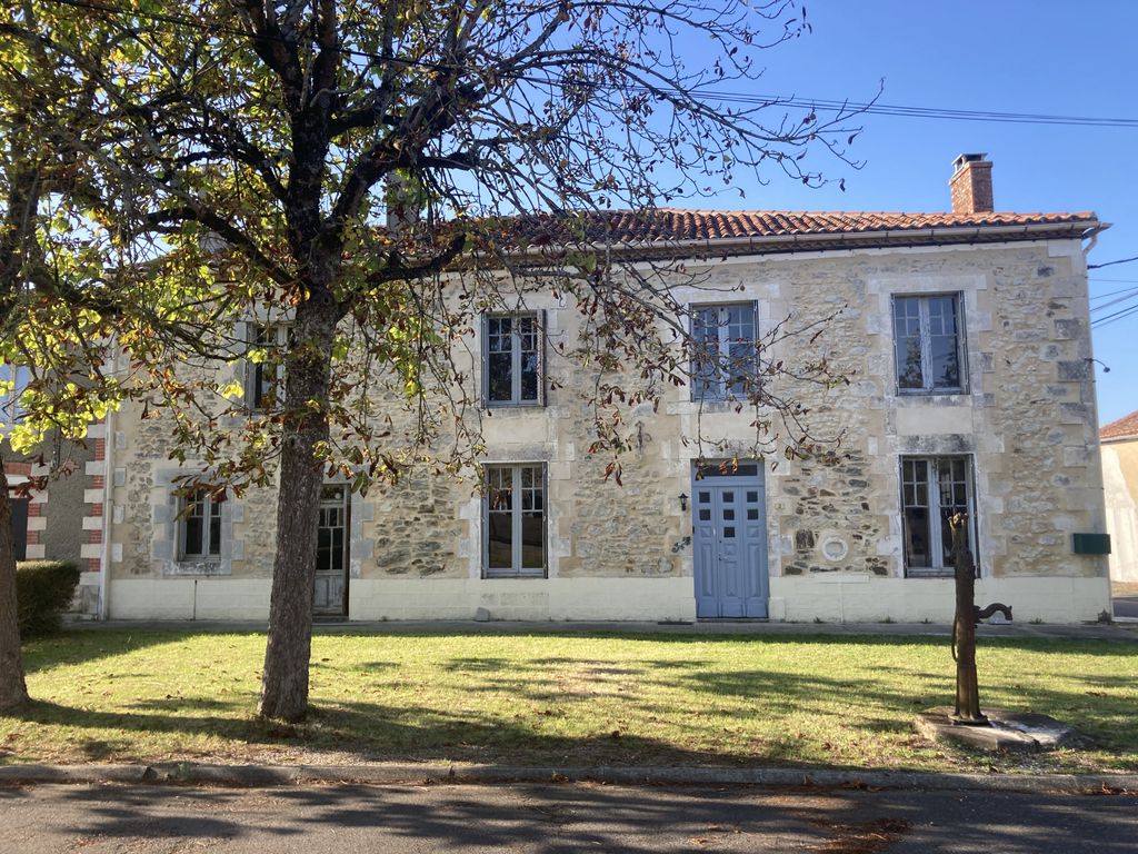 Achat maison à vendre 3 chambres 169 m² - Abzac