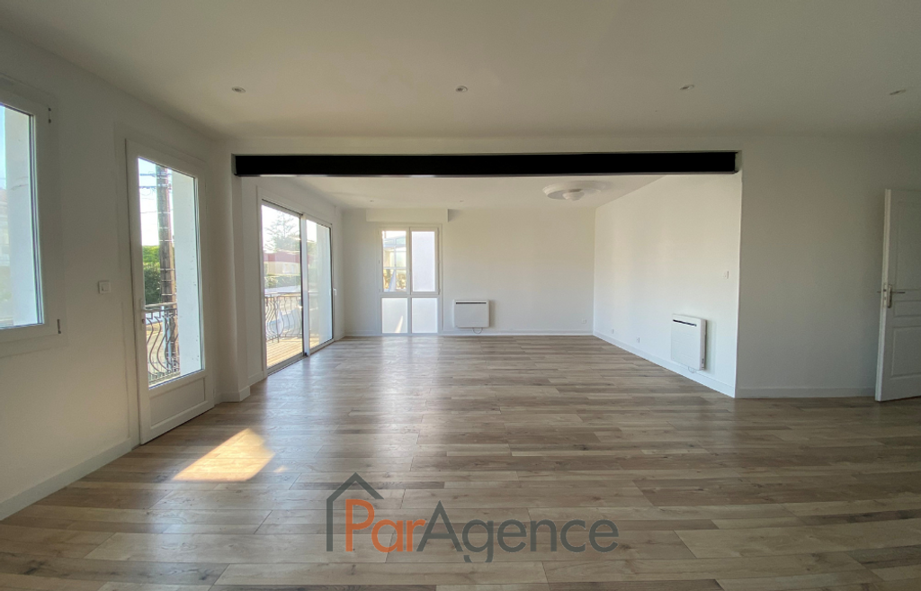 Achat appartement à vendre 4 pièces 97 m² - Royan