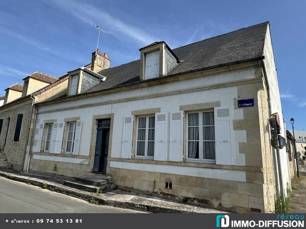 Achat maison à vendre 3 chambres 131 m² - Saint-Amand-Montrond