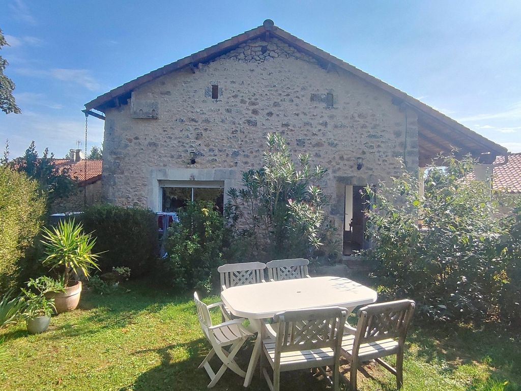 Achat maison à vendre 2 chambres 90 m² - Brantôme en Périgord