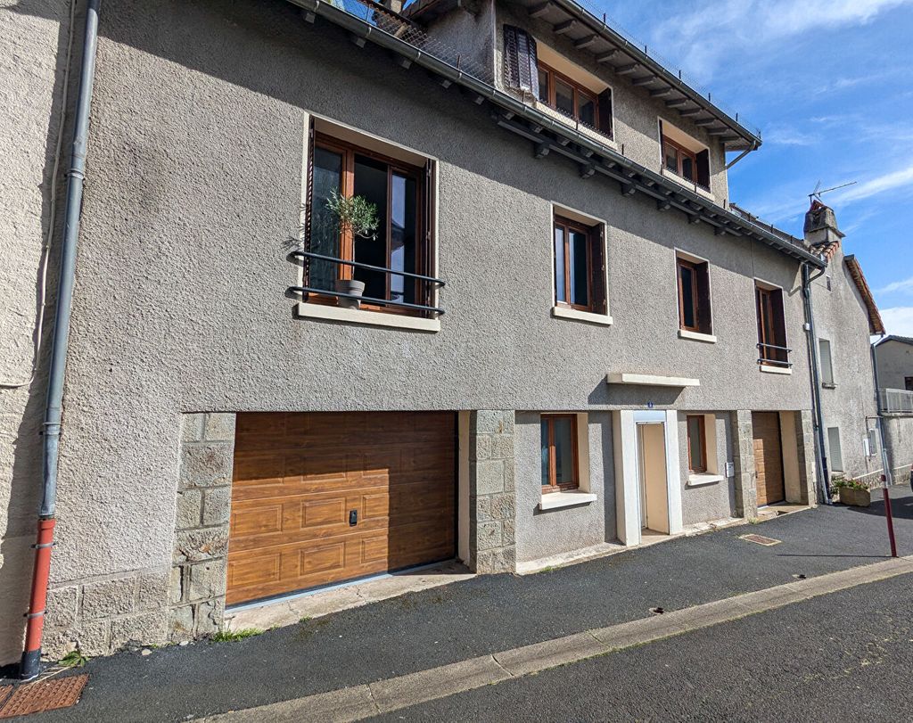 Achat maison à vendre 4 chambres 144 m² - Arpajon-sur-Cère