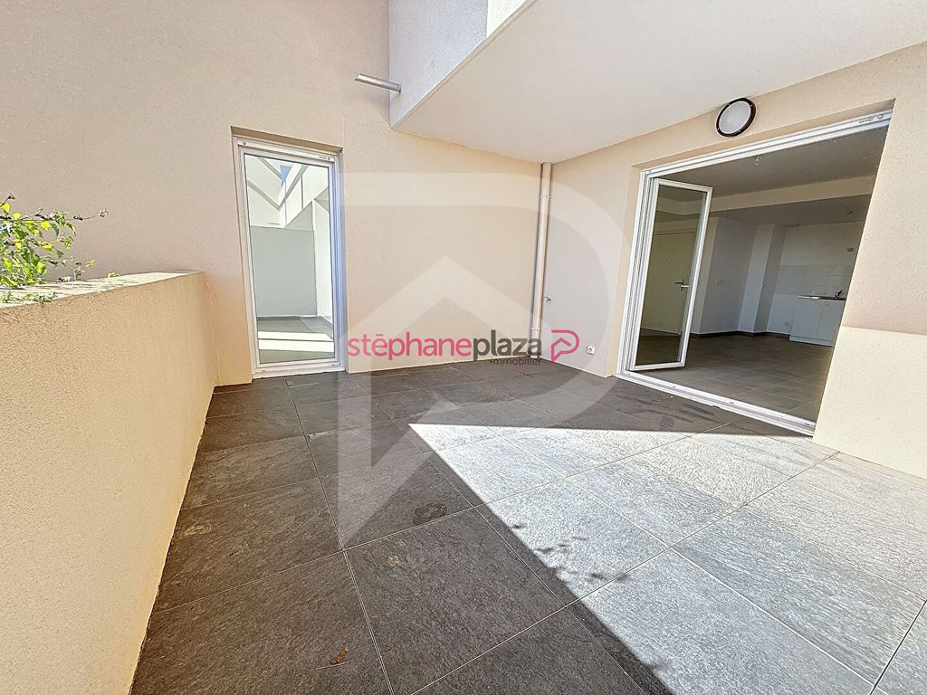 Achat appartement à vendre 3 pièces 68 m² - Grasse