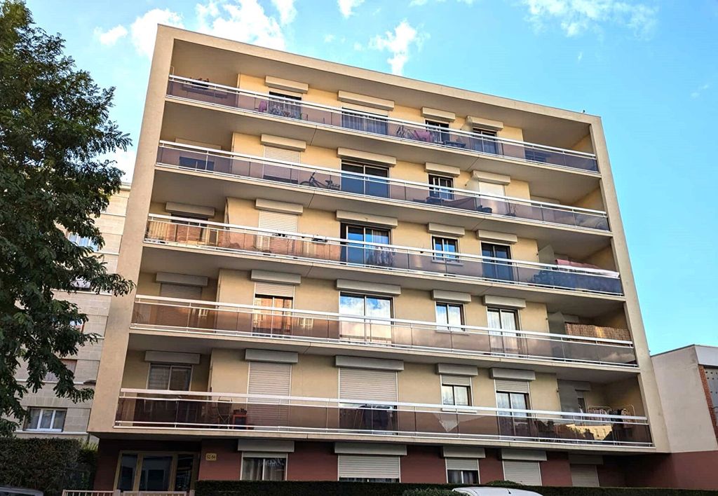 Achat appartement à vendre 3 pièces 67 m² - Bondy